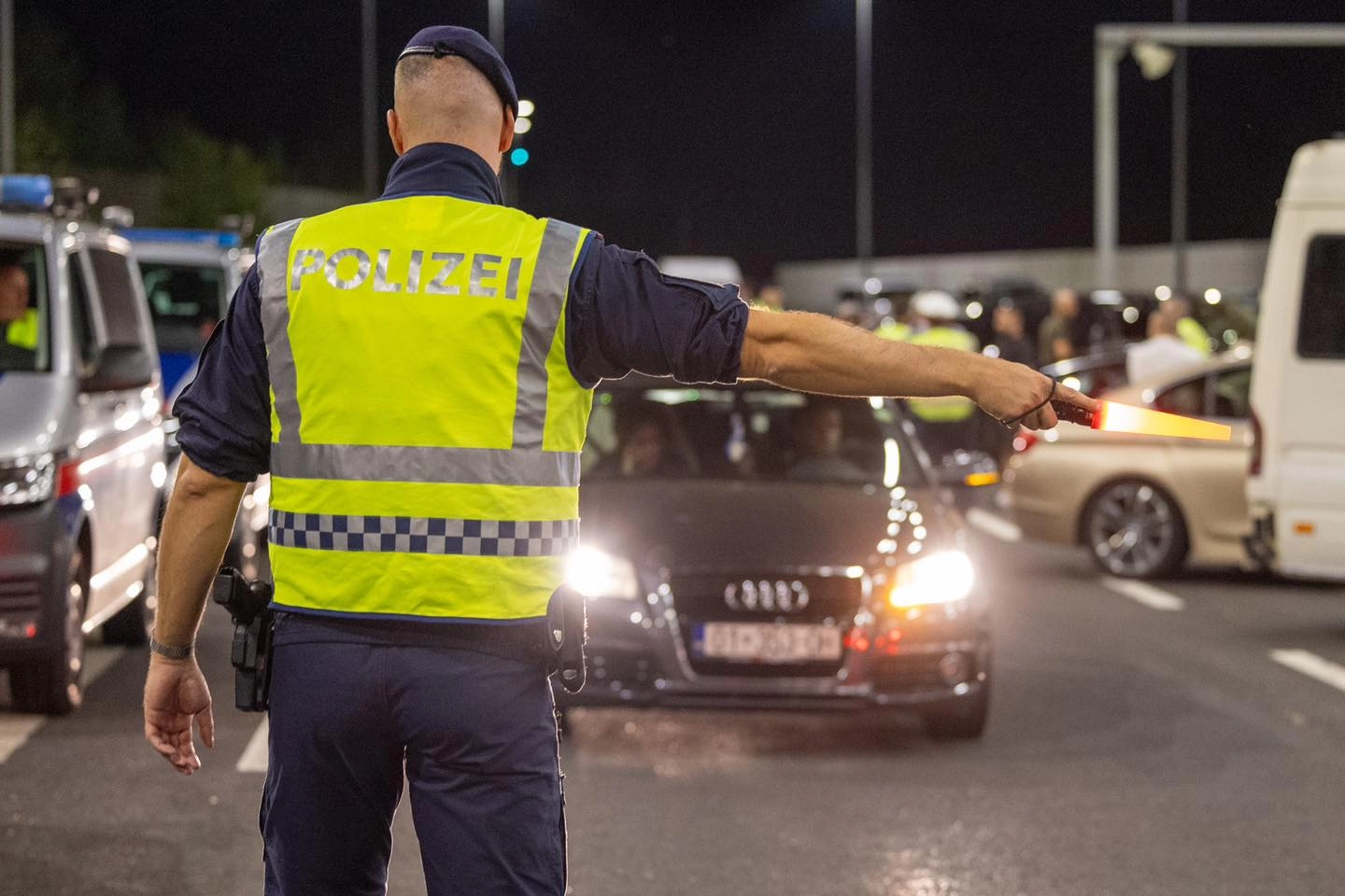 Državljanin BiH pijan dvaput sletio s ceste u Austriji i udario u kuću